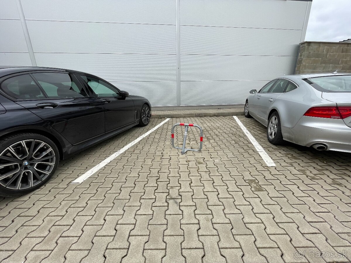 Na prenájom lukratívne zdravotnícke priestory v lokalite – Solinky, Žilina 100 m². Na prenájom lukratívne zdravotnícke priestory v lokalite – Solinky, Žilina 100 m².