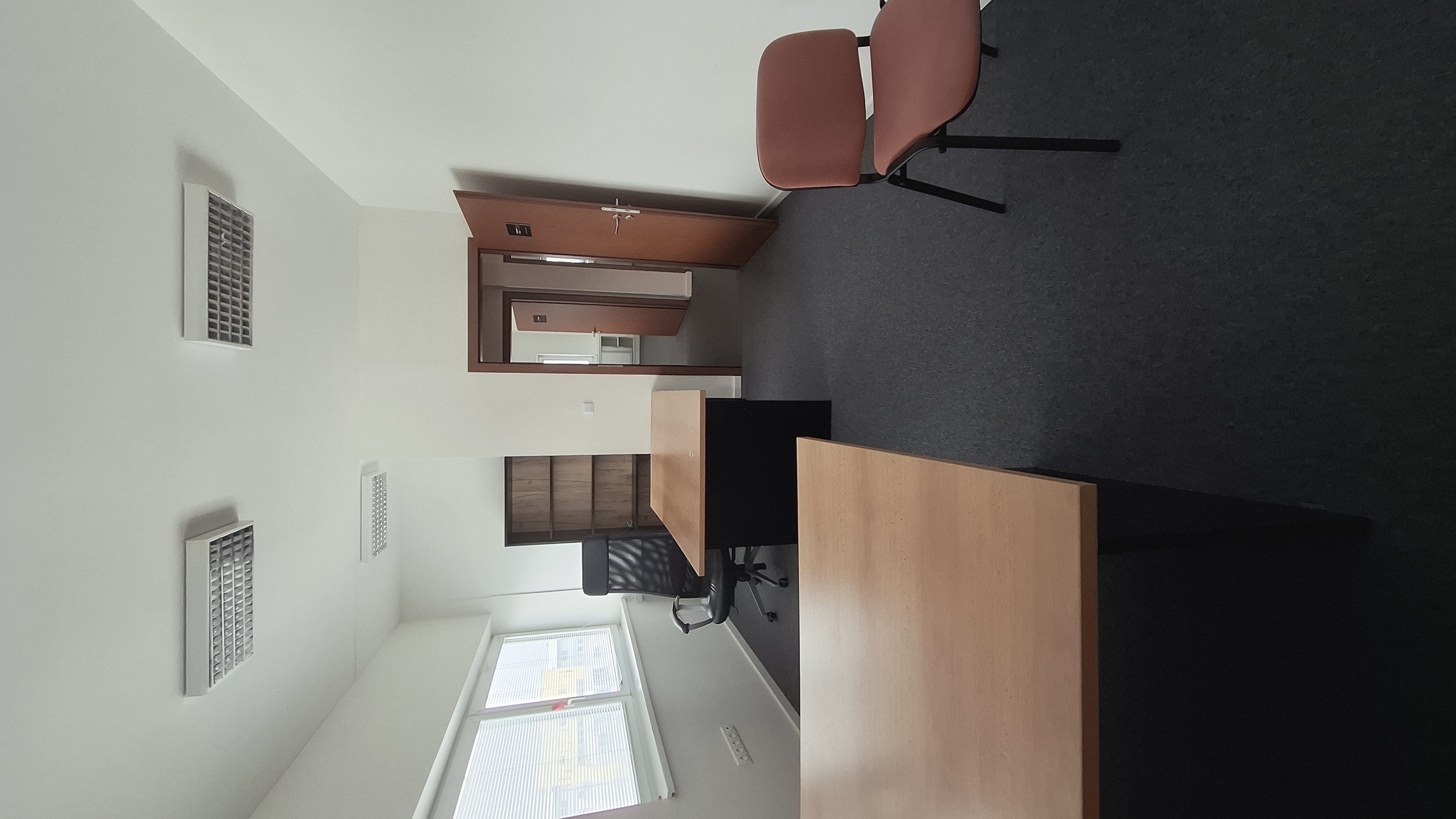 Ponuka kancelárskych priestorov od 20 m2 – 256 m2, Žilina, Závodská cesta. Ponuka kancelárskych priestorov od 20 m2 – 256 m2, Žilina, Závodská cesta.