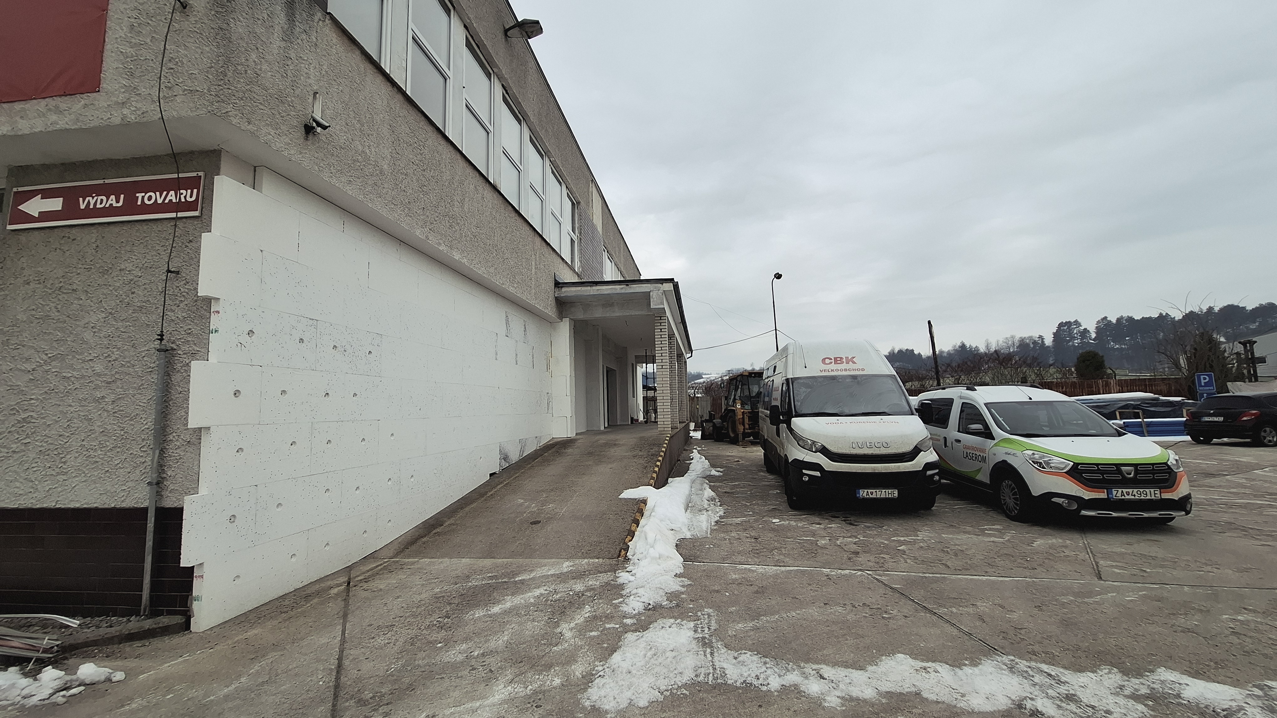 Na prenájom priestranné kancelárske priestory, ul. Štrková v Žiline, 200m2. Na prenájom priestranné kancelárske priestory, ul. Štrková v Žiline, 200m2.