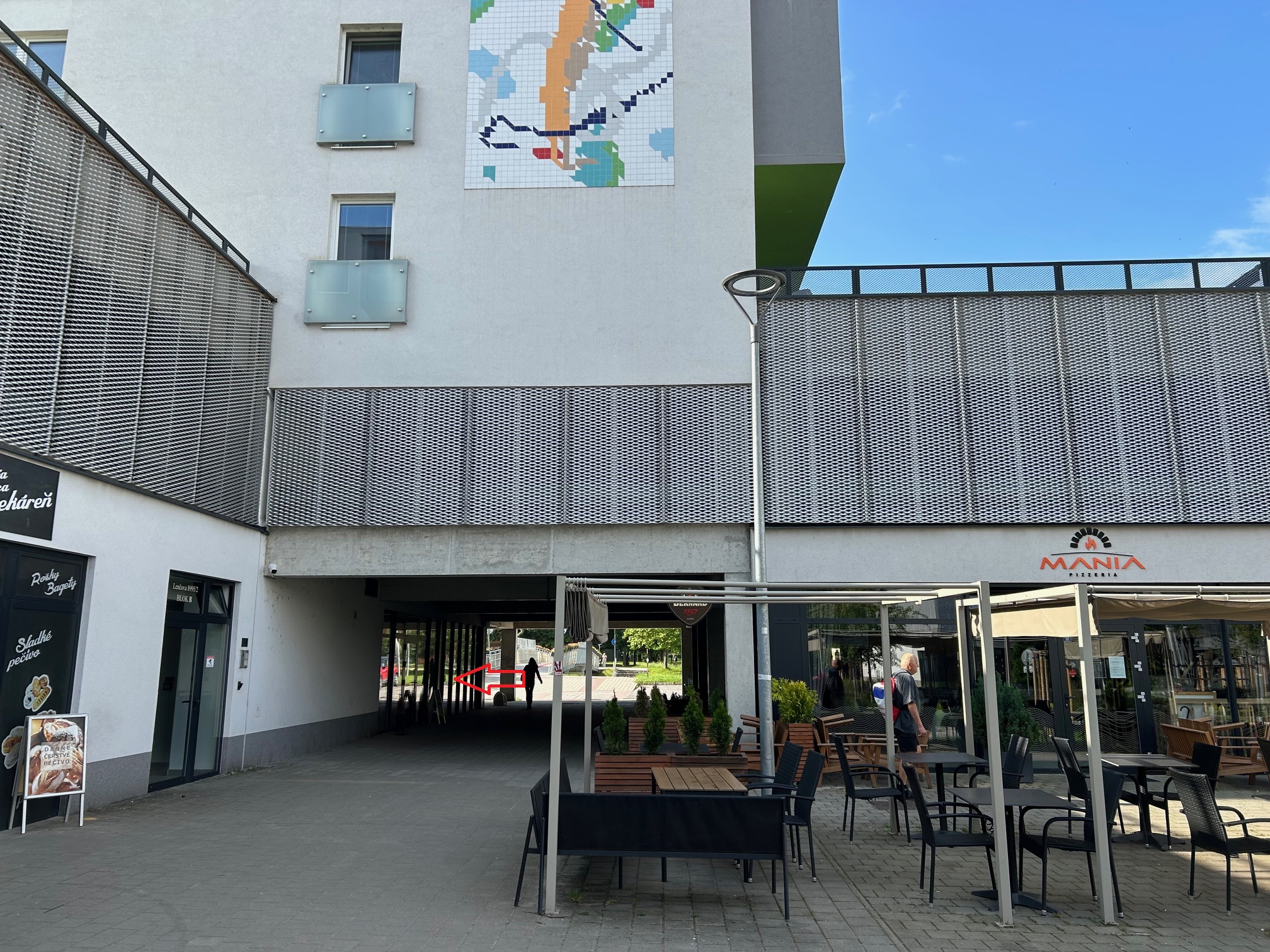 OBCHODNÝ PRIESTOR NA PRENÁJOM – RUDINY II, 73 m2, ŽILINA.